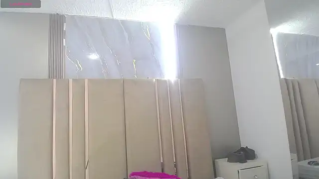 Snapshot of Shanel_black chatting on 04/14/26, 07:08 Shanel black online show from 04/14/26, 07:08