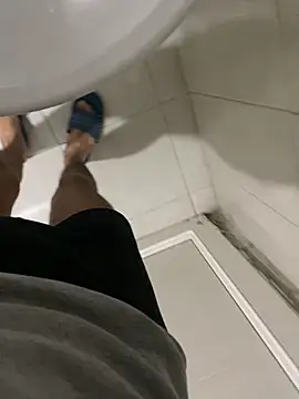 youmeloveyou online show from 04/17/26, 09:39