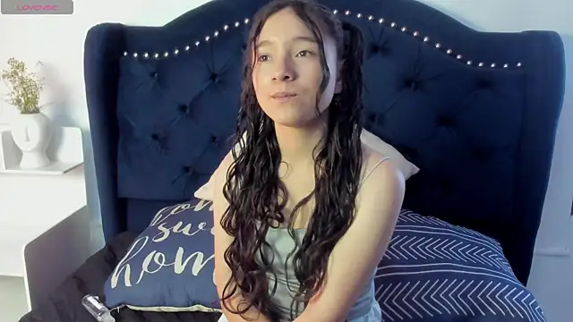 Honney Bunny18 online show from 04/11/26, 04:10