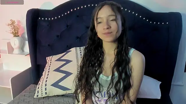 Honney Bunny18 online show from 04/06/26, 02:29