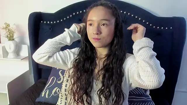 Honney Bunny18 online show from 04/10/26, 04:03