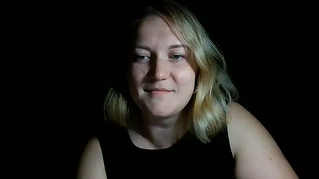 TinaKittyX online show from 06/03/26, 08:35
