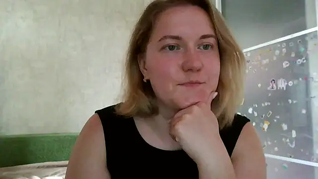 TinaKittyX online show from 05/12/26, 11:27