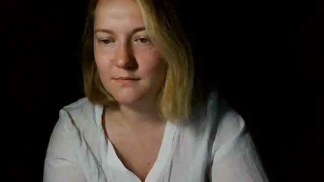 TinaKittyX online show from 05/30/26, 09:53