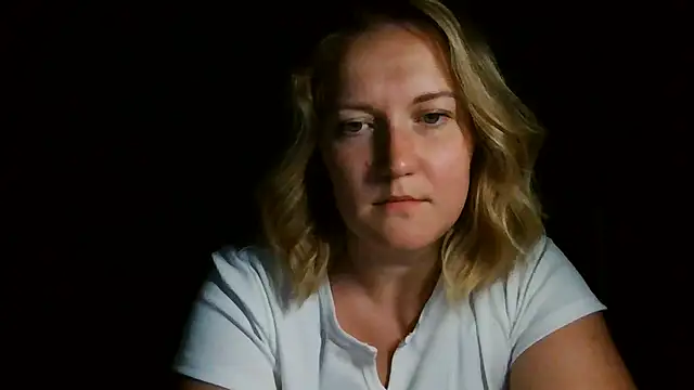 TinaKittyX online show from 07/05/26, 08:48