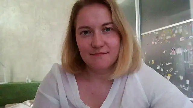 TinaKittyX online show from 05/19/26, 12:01