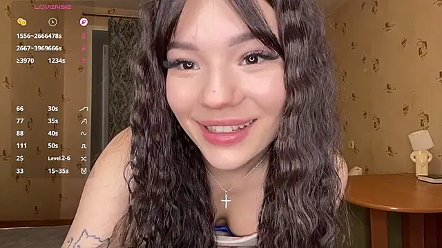Snapshot of Barbie_Aria chatting on 04/16/26, 04:52 Barbie Aria online show from 04/16/26, 04:52