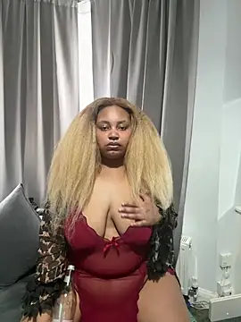 zahiraax online show from 04/13/26, 12:53