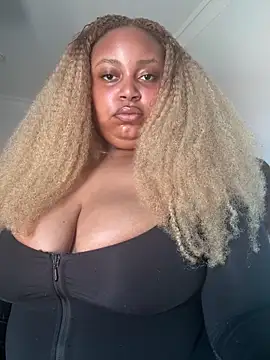 zahiraax online show from 04/08/26, 03:13