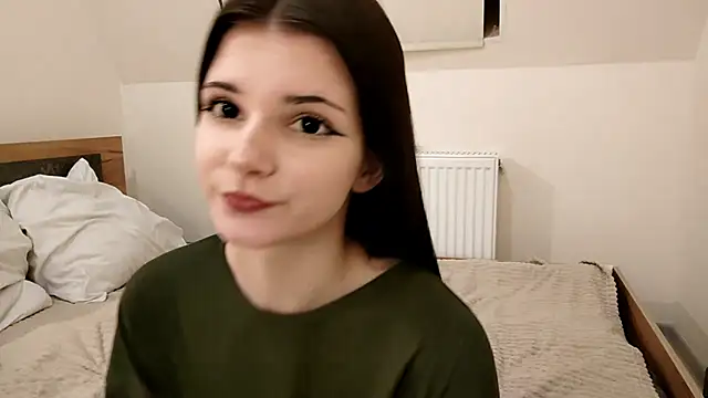 Snapshot of Ivy_wise chatting on 04/05/26, 09:32 Ivy wise online show from 04/05/26, 09:32