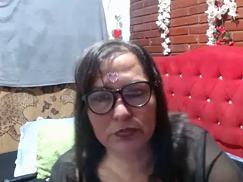 kristalmarelyn online show from 04/25/26, 07:11
