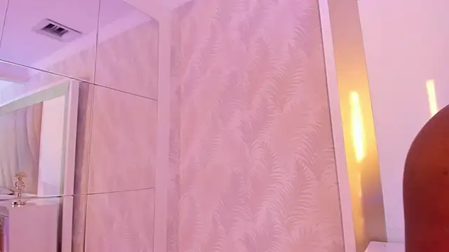 Snapshot of EbonyJoyce chatting on 04/14/26, 08:36 EbonyJoyce online show from 04/14/26, 08:36