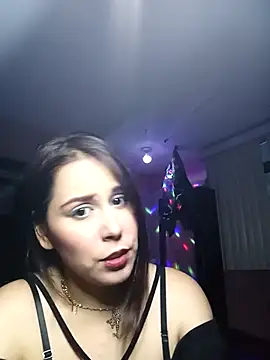 Aurora-Luz online show from 04/22/26, 01:45