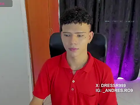 Snapshot of sebascuterouss chatting on 04/14/26, 11:37 sebascuterouss online show from 04/14/26, 11:37