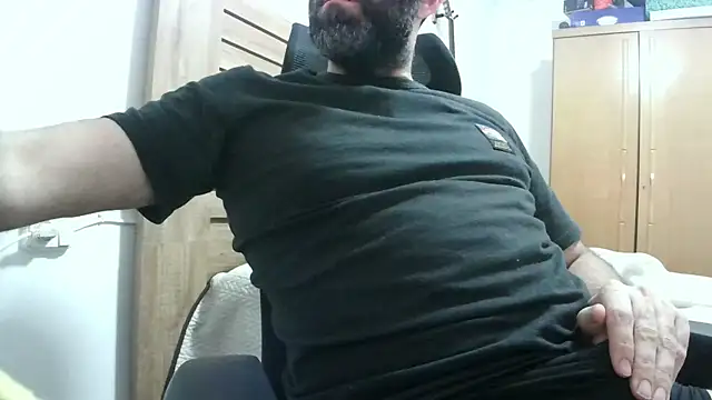 Snapshot of espartanobar chatting on 05/01/26, 10:15 espartanobar online show from 05/01/26, 10:15