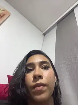 Snapshot of rios_sofia07 chatting on 04/12/26, 12:25 rios sofia07 online show from 04/12/26, 12:25