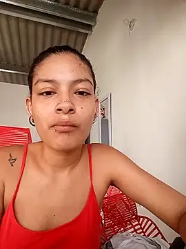 Lyra Siren online show from 04/05/26, 05:19