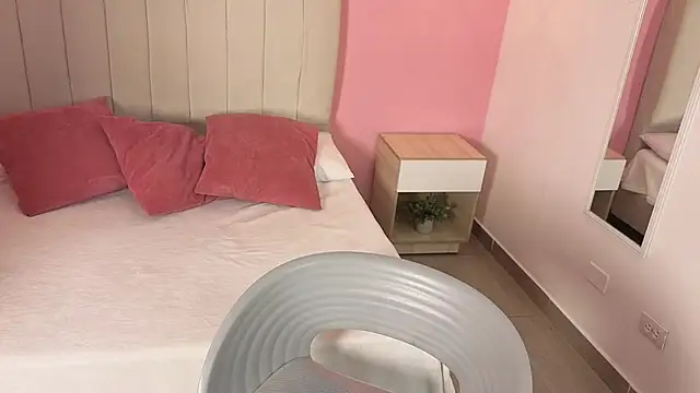 jhan vassilis online show from 04/07/26, 11:12