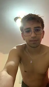 Snapshot of JeremySanders1_ chatting on 04/07/26, 01:35 JeremySanders1 online show from 04/07/26, 01:35