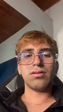 Snapshot of JeremySanders1_ chatting on 04/08/26, 01:40 JeremySanders1 online show from 04/08/26, 01:40