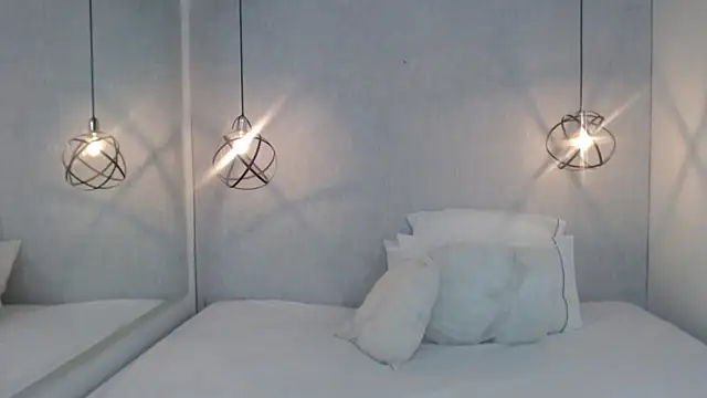 Danielaamber online show from 04/14/26, 07:19