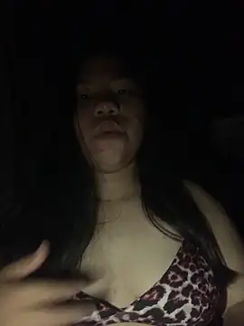 Snapshot of XNewHere2026x chatting on 04/01/26, 02:58 XNewHere2026x online show from 04/01/26, 02:58