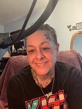 Snapshot of Kitty_bang chatting on 04/15/26, 07:29 Kitty bang online show from 04/15/26, 07:29