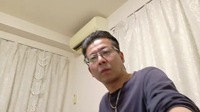 zakochin1106 online show from 05/17/26, 12:49