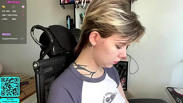 MadalynNosel online show from 05/05/26, 07:11