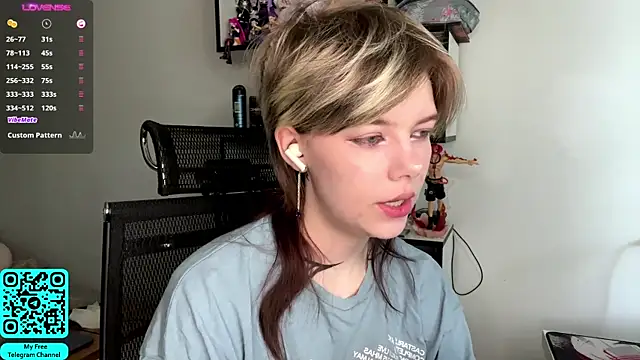 MadalynNosel online show from 05/15/26, 07:17