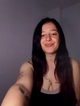 EmmaWillow online show from 04/08/26, 10:28