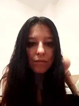 EmmaWillow online show from 04/02/26, 01:07