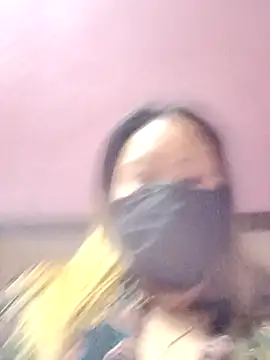 Bristy BigBoobs online show from 04/17/26, 04:10