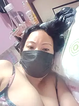 Snapshot of Bristy_BigBoobs chatting on 04/04/26, 12:06 Bristy BigBoobs online show from 04/04/26, 12:06