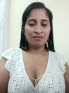 SofiaMendez1  online show from 06/10/26, 01:45