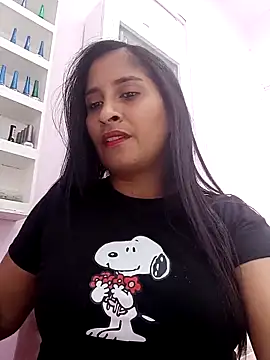 SofiaMendez1  online show from 04/13/26, 03:27