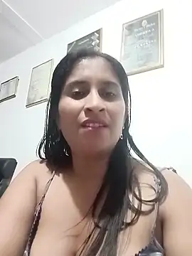 SofiaMendez1  online show from 05/27/26, 03:25