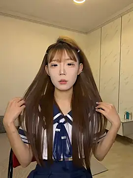 linlian3 online show from 04/02/26, 11:06