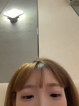linlian3 online show from 04/21/26, 01:42