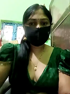 Snapshot of Pinki-girl chatting on 04/11/26, 07:45 Pinki-girl online show from 04/11/26, 07:45