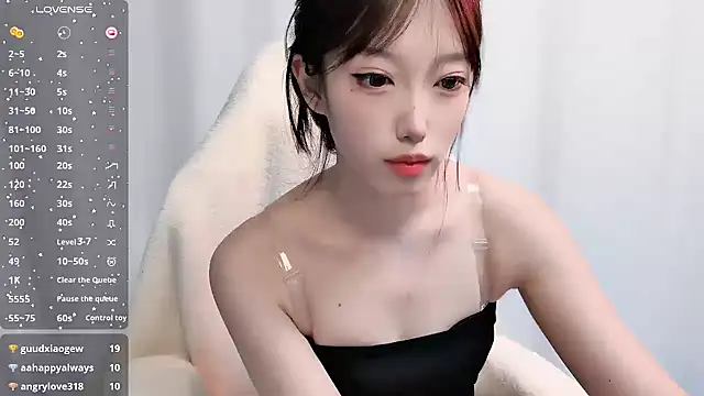Snapshot of luckyuyu66 chatting on 04/29/26, 01:59 luckyuyu66 online show from 04/29/26, 01:59
