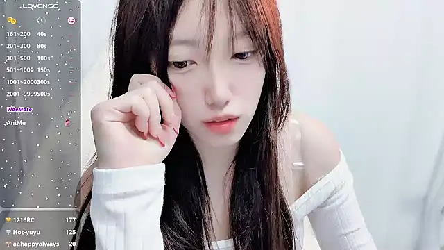 Snapshot of luckyuyu66 chatting on 05/11/26, 02:45 luckyuyu66 online show from 05/11/26, 02:45