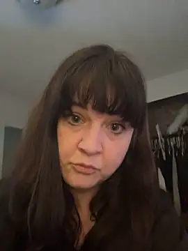 sensual235 online show from 04/13/26, 10:58