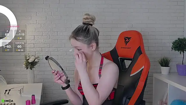 AmmyShaw online show from 04/04/26, 04:41