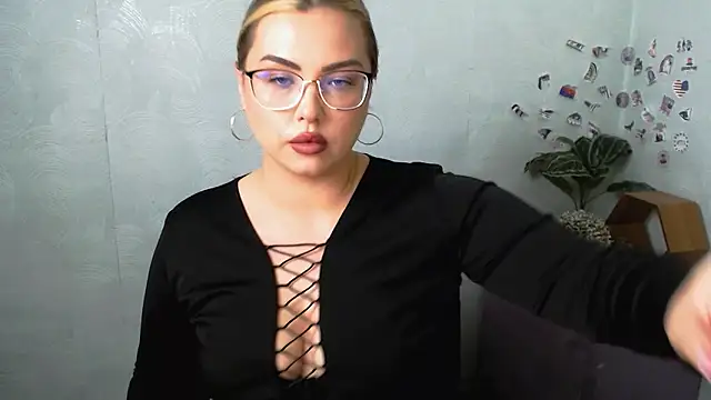 AminaSoul  online show from 05/13/26, 01:07