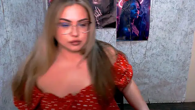 Snapshot of AminaSoul_ chatting on 04/13/26, 06:50 AminaSoul online show from 04/13/26, 06:50