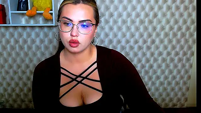 AminaSoul  online show from 05/29/26, 07:14