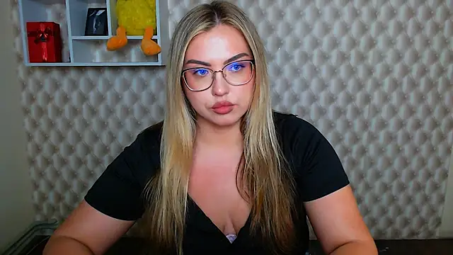 AminaSoul  online show from 05/25/26, 01:21