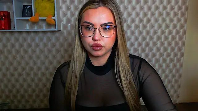 AminaSoul  online show from 05/05/26, 06:38
