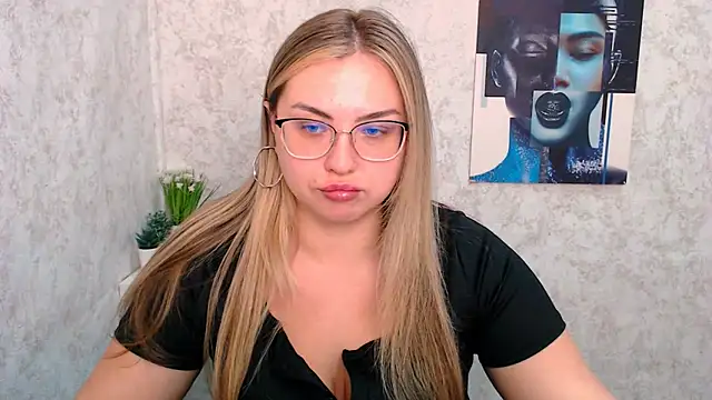 AminaSoul  online show from 04/24/26, 06:59
